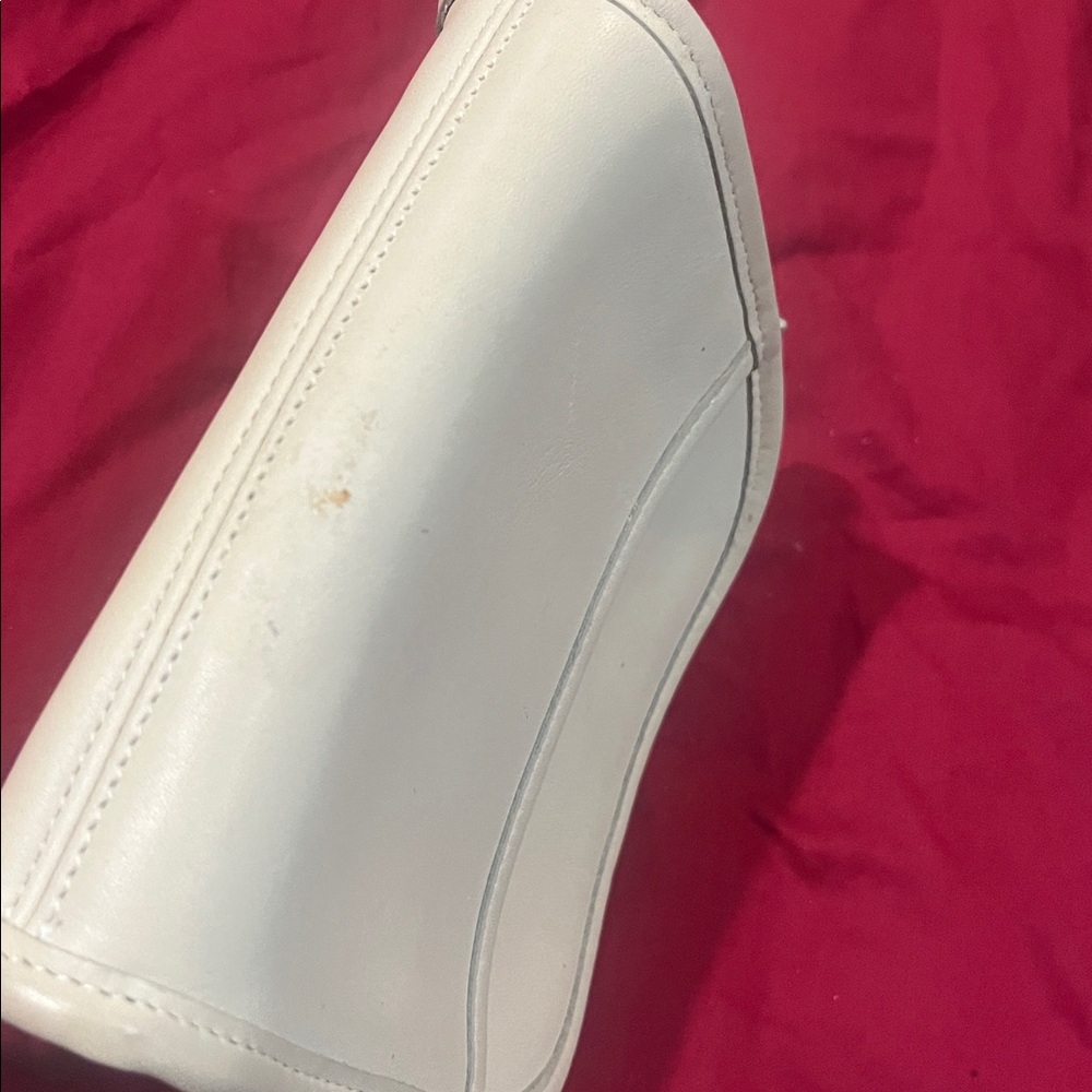 Vintage 90's Leather Coach Abbie Crossbody Bag Bone color - Picture 4 of 12